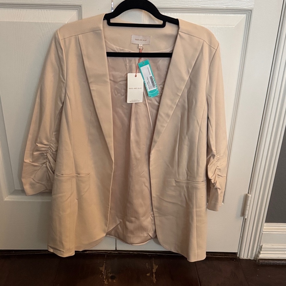 Skies Are Blue Women's Tan Blazer